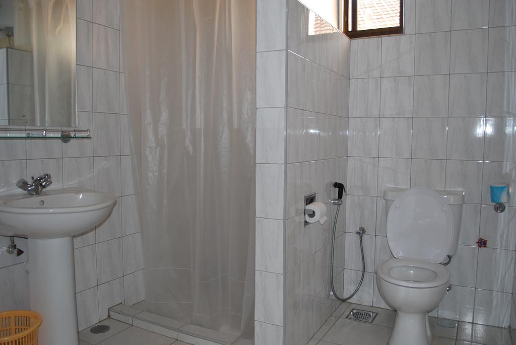 מושי Parkview Inn חדר תמונה