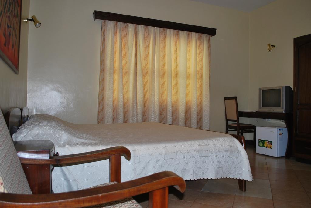 מושי Parkview Inn חדר תמונה